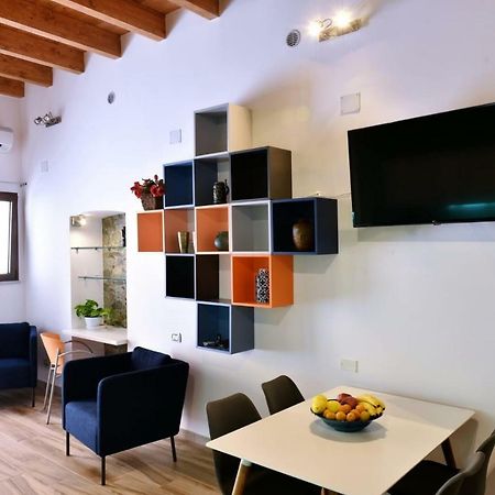 Monolocale Al Vicoletto Apartman Cagliari Kültér fotó