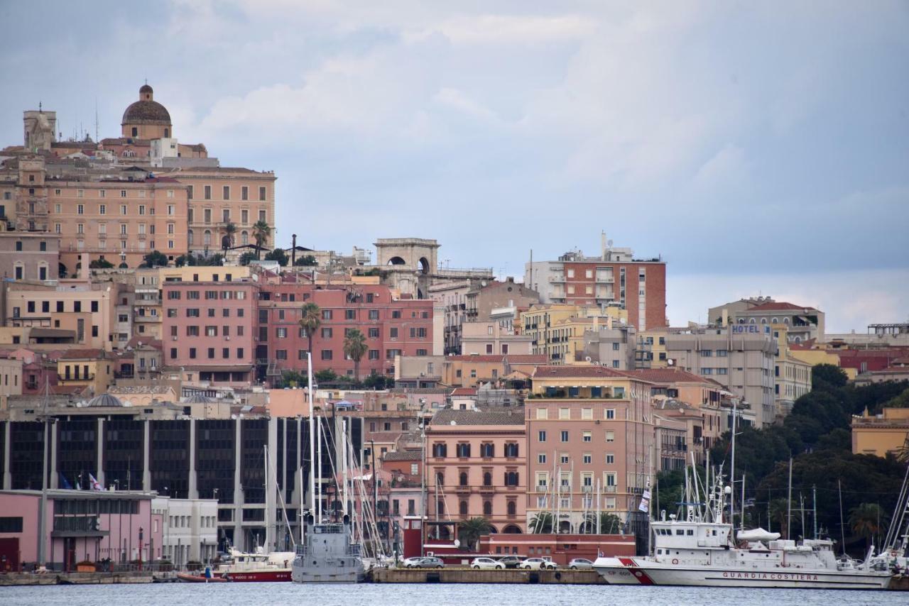 Monolocale Al Vicoletto Apartman Cagliari Kültér fotó